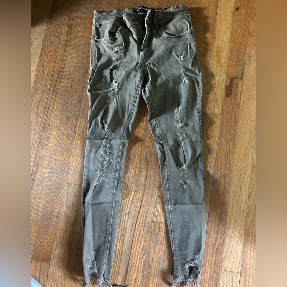 Express Distressed Jegging - Picture 2 of 5